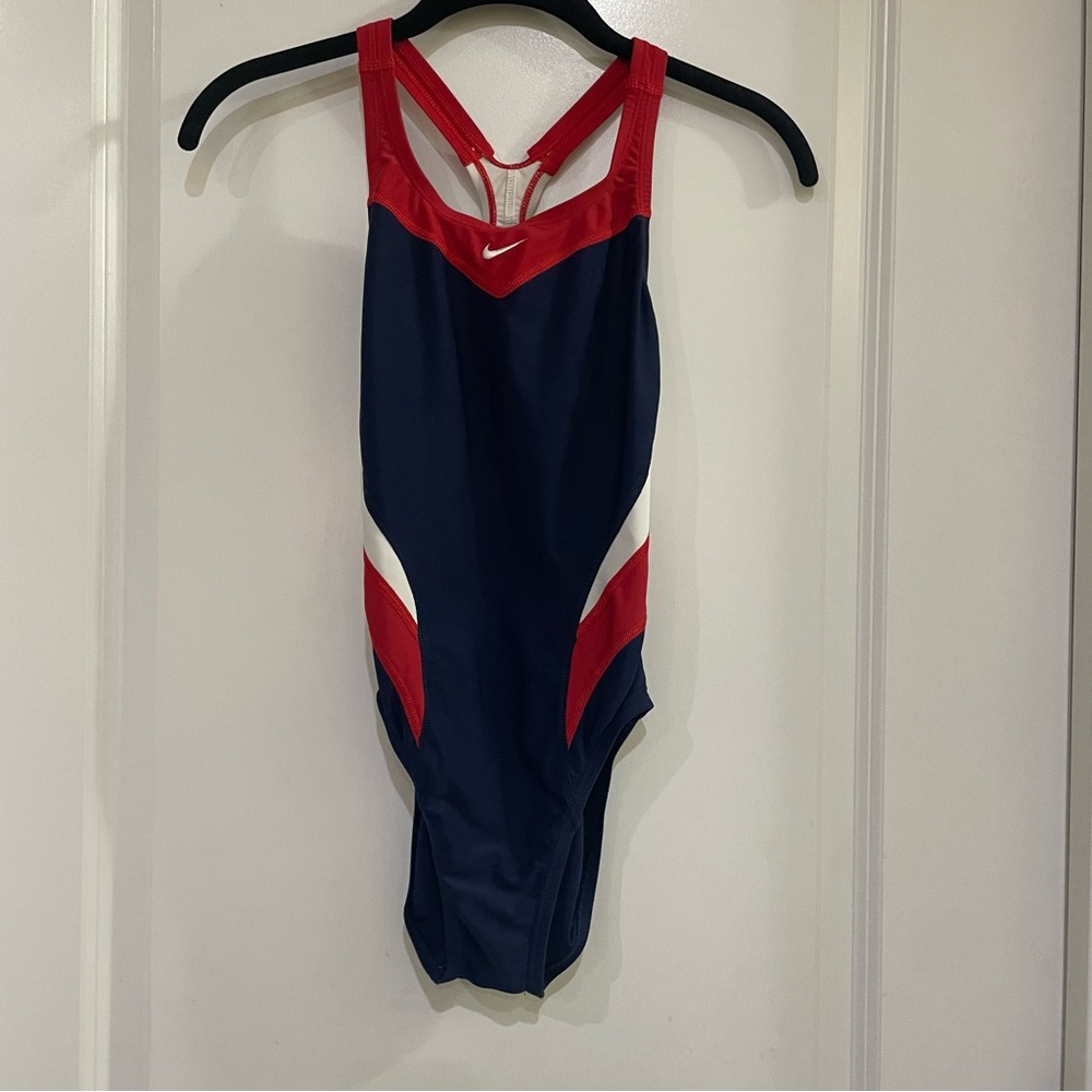 NIKE ladies racer back swimsuit bathing suit red white blue ladies‎ size 4